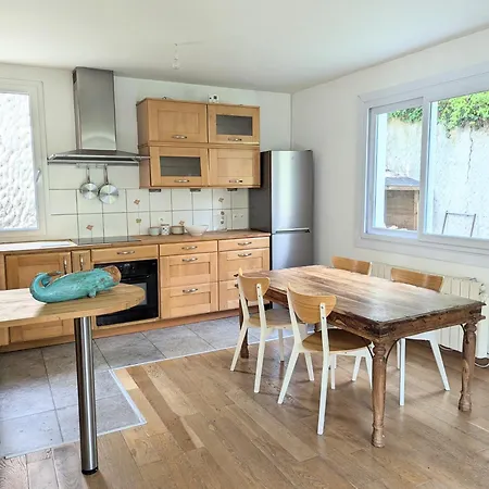 Grande Maison Dans Ilot De Verdure A 30 Min De Paris Et Versailles Villa *