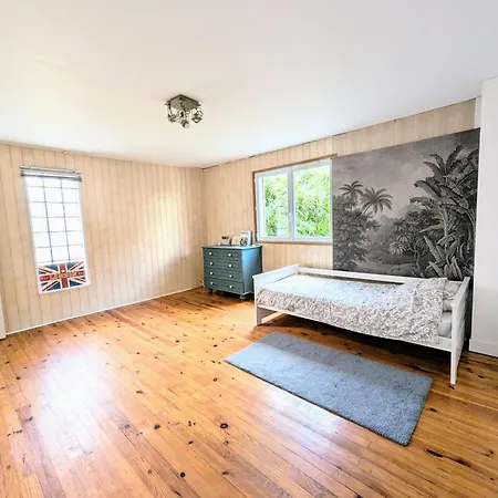 Grande Maison Dans Ilot De Verdure A 30 Min De Paris Et Versailles