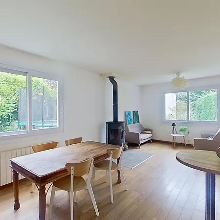 Grande Maison Dans Ilot De Verdure A 30 Min De Paris Et Versailles Villa *
